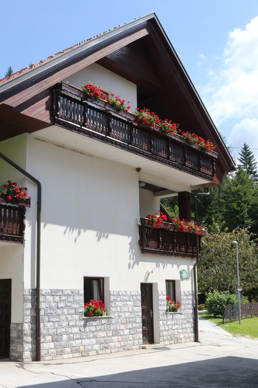 Penzion Pr' Betel Jesenice Luaran gambar