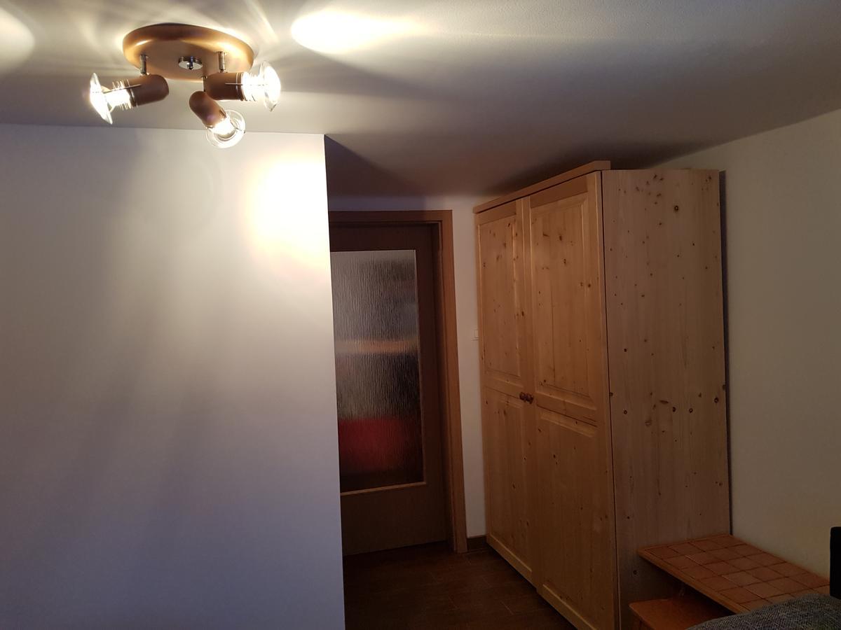 Penzion Pr' Betel Jesenice Luaran gambar