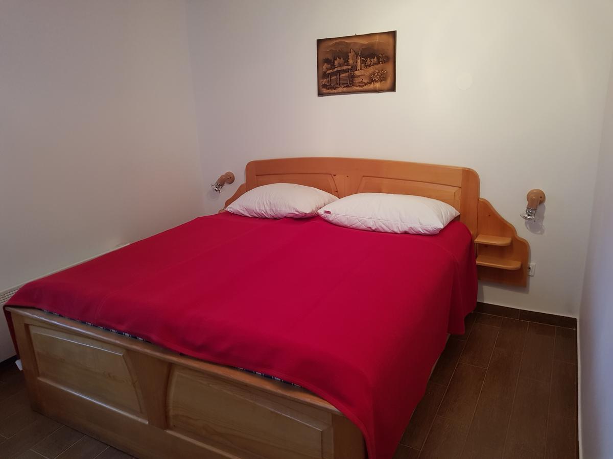 Penzion Pr' Betel Jesenice Luaran gambar
