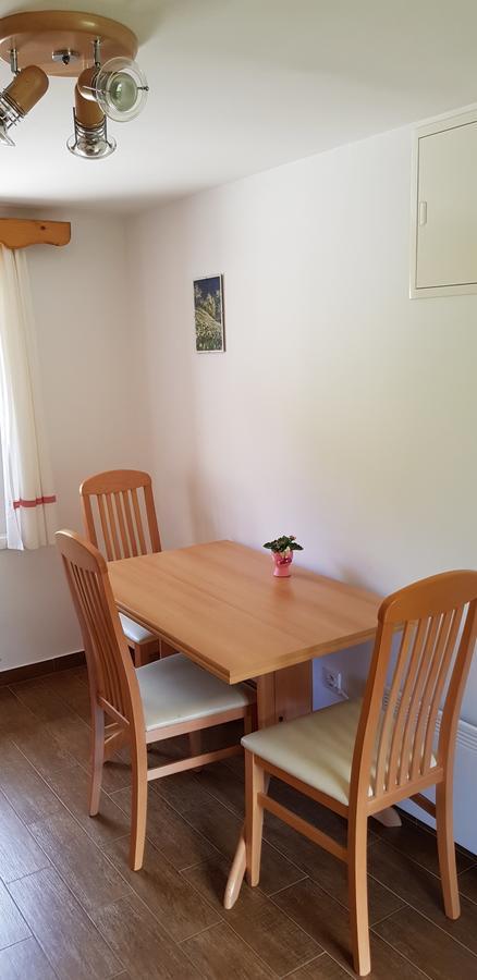 Penzion Pr' Betel Jesenice Luaran gambar